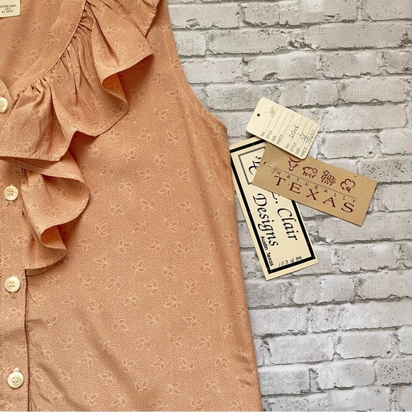 Vintage Apricot Ruffle Collared Button-Up Blouse - Picture 3 of 6